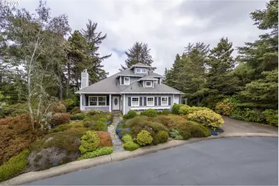 110 SW 61st St, Newport, OR 97366 - Photo 2