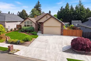 11811 Danee Pl, Oregon City, OR 97045 - Photo 2