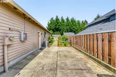 11811 Danee Pl, Oregon City, OR 97045 - Photo 32