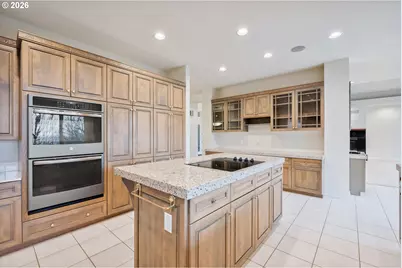 229 Sunset Dr, Longview, WA 98632 - Photo 12