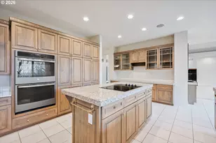 229 Sunset Dr, Longview, WA 98632 - Photo 12