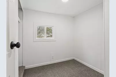 500 N Gilwood St #5, Carlton, OR 97111 - Photo 22