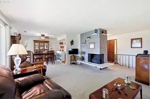 6841 SE Cavalier St, Milwaukie, OR 97267 - Photo 10