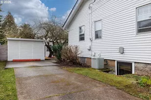 9324 N Burr Ave, Portland, OR 97203 - Photo 26