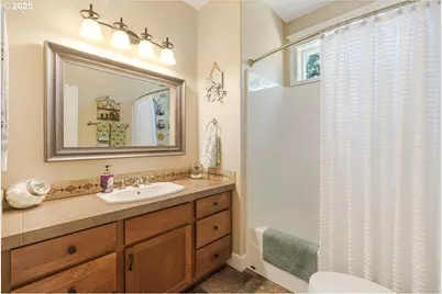 9989 NE Trillium Ln, Newberg, OR 97132 - Photo 22