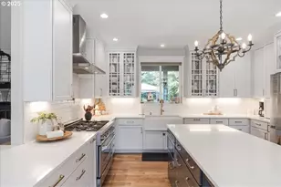 9989 NE Trillium Ln, Newberg, OR 97132 - Photo 10