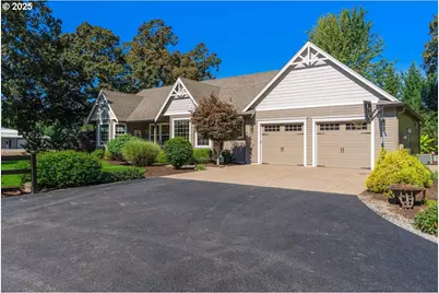 9989 NE Trillium Ln, Newberg, OR 97132 - Photo 2