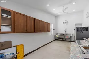 9989 NE Trillium Ln, Newberg, OR 97132 - Photo 40