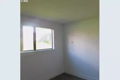 511 Panda Loop, Eugene, OR 97401 - Photo 12