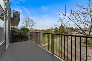 7442 S Virginia Ave, Portland, OR 97219 - Photo 18