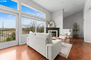 7442 S Virginia Ave, Portland, OR 97219 - Photo 8