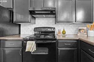 7442 S Virginia Ave, Portland, OR 97219 - Photo 14