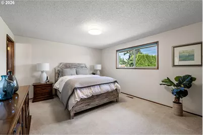 2184 Loch Dr, Springfield, OR 97477 - Photo 36