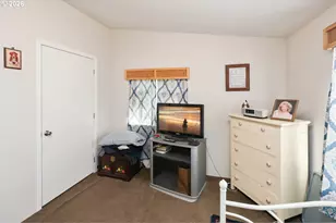 1225 W 10th Ave, Junction City, OR 97448 - Photo 16