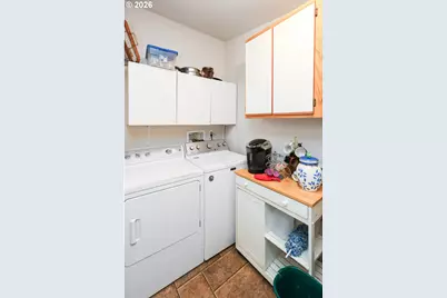 1225 W 10th Ave #20, Junction City, OR 97448 - Photo 22