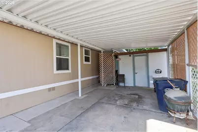 1225 W 10th Ave #20, Junction City, OR 97448 - Photo 24