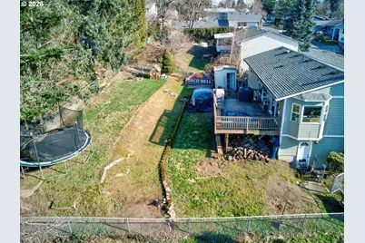 3877 NE 3rd St, Gresham, OR 97030 - Photo 4