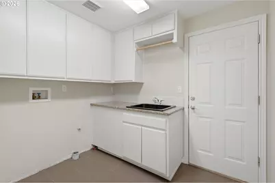 17628 NW Gilbert Ln, Portland, OR 97229 - Photo 38