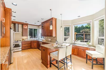 17628 NW Gilbert Ln, Portland, OR 97229 - Photo 10