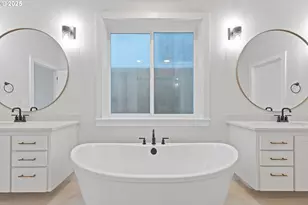 14198 SE Iseli Ln, Clackamas, OR 97015 - Photo 28