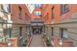 2109 NW Irving St, Portland, OR 97210 - Photo 48