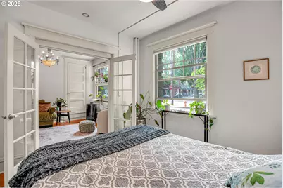 2109 NW Irving St #102, Portland, OR 97210 - Photo 28