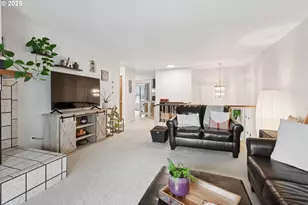 14914 NE Rose Pkwy, Portland, OR 97230 - Photo 6