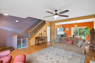 1612 NE Saratoga St, Portland, OR 97211 - Photo 6