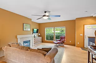 1612 NE Saratoga St, Portland, OR 97211 - Photo 8