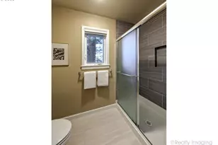 10205 NW Village Heights Dr, Portland, OR 97229 - Photo 22