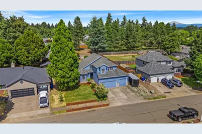 18928 Highland Dr, Oregon City, OR 97045 - Photo 4