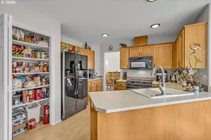 18928 Highland Dr, Oregon City, OR 97045 - Photo 16