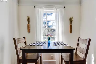 439 Almaden St, Eugene, OR 97402 - Photo 8