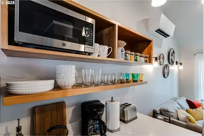 439 Almaden St, Eugene, OR 97402 - Photo 38