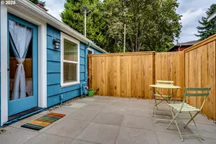 439 Almaden St, Eugene, OR 97402 - Photo 32