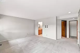 9480 SW Lakeside Dr, Portland, OR 97224 - Photo 26