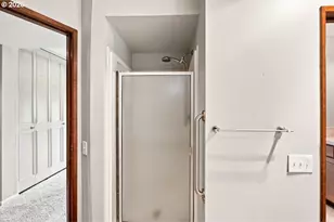 9480 SW Lakeside Dr, Portland, OR 97224 - Photo 30