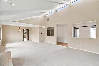 9480 SW Lakeside Dr, Portland, OR 97224 - Photo 8