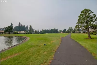 9480 SW Lakeside Dr, Portland, OR 97224 - Photo 48