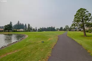 9480 SW Lakeside Dr, Portland, OR 97224 - Photo 48