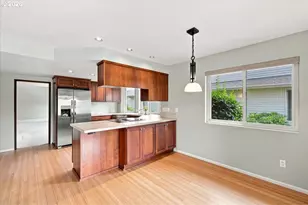 9480 SW Lakeside Dr, Portland, OR 97224 - Photo 18