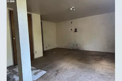 1725 NE 102nd Ave, Portland, OR 97220 - Photo 14