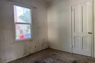 1725 NE 102nd Ave, Portland, OR 97220 - Photo 10