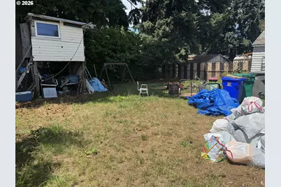1725 NE 102nd Ave, Portland, OR 97220 - Photo 26
