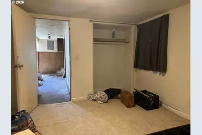 1725 NE 102nd Ave, Portland, OR 97220 - Photo 24