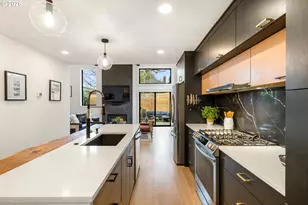 2520 SE 35th Pl, Portland, OR 97202 - Photo 6