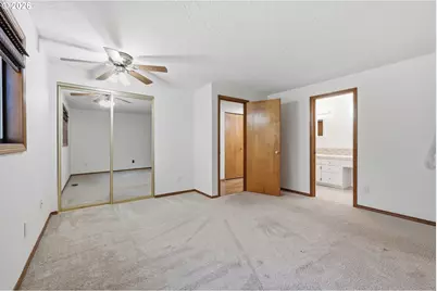 1596 NW Riverview Ave, Gresham, OR 97030 - Photo 16