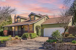 1596 NW Riverview Ave, Gresham, OR 97030 - Photo 2