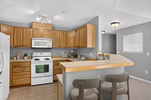 14800 SW Sandhill Loop, Beaverton, OR 97007 - Photo 8