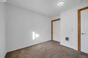 111 Cypress Ave, Garibaldi, OR 97118 - Photo 8